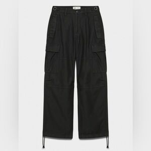 Aritzia TNA Black Cargo Pants with Adjustable Waist and Cuffs
